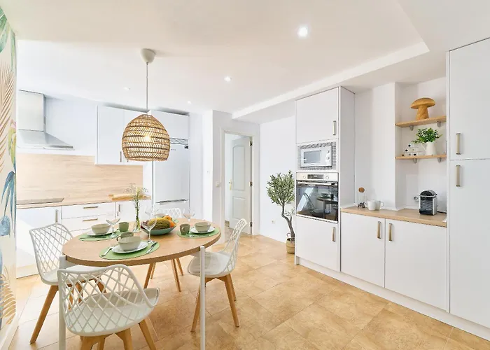 Apartment Penthouse - Private Rooftop Terrace, 2min To *