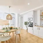 公寓 Penthouse - Private Rooftop Terrace, 2min To *