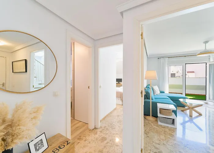 Apartment Penthouse - Private Rooftop Terrace, 2min To