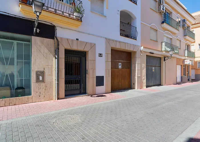 Apartment Penthouse - Private Rooftop Terrace, 2min To Fuengirola
