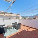 Penthouse - Private Rooftop Terrace, 2min To דירה